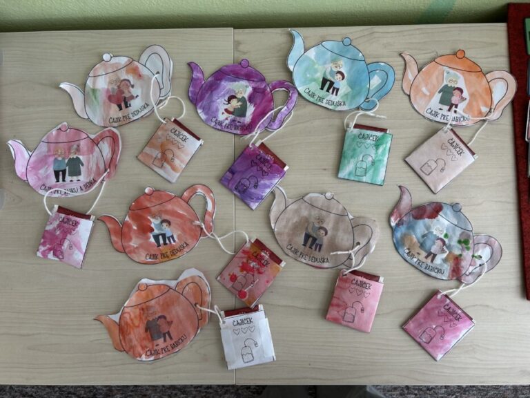 Október – mesiac úcty k starším